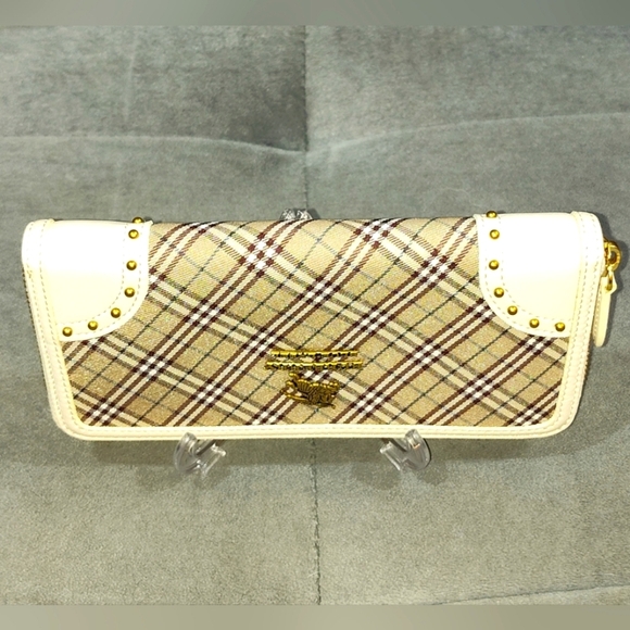 BURBERRY BLUE LABEL NOVA CHECK &  LEATHER BEIGE & WHITE ZIP AROUND LONG WALLET - Picture 10 of 17